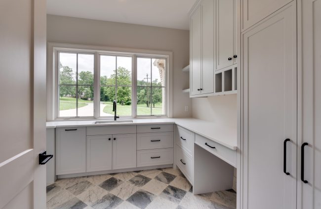 1214 Jefferson Davis Drive by Christina Morris Design 1214 Jefferson Davis Drive by Christina Morris Design